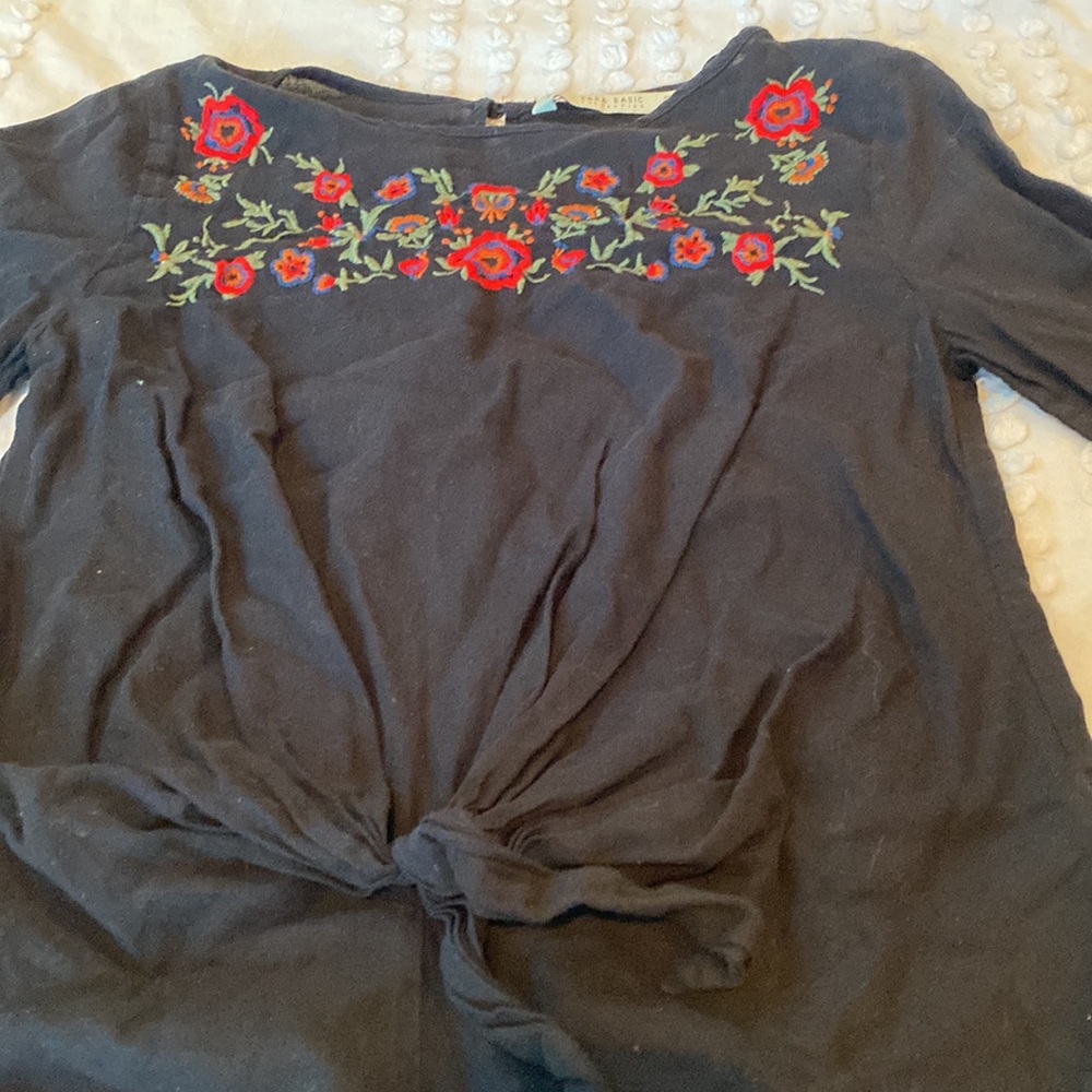Zara Basic Collection Embroidered Blouse - image 4